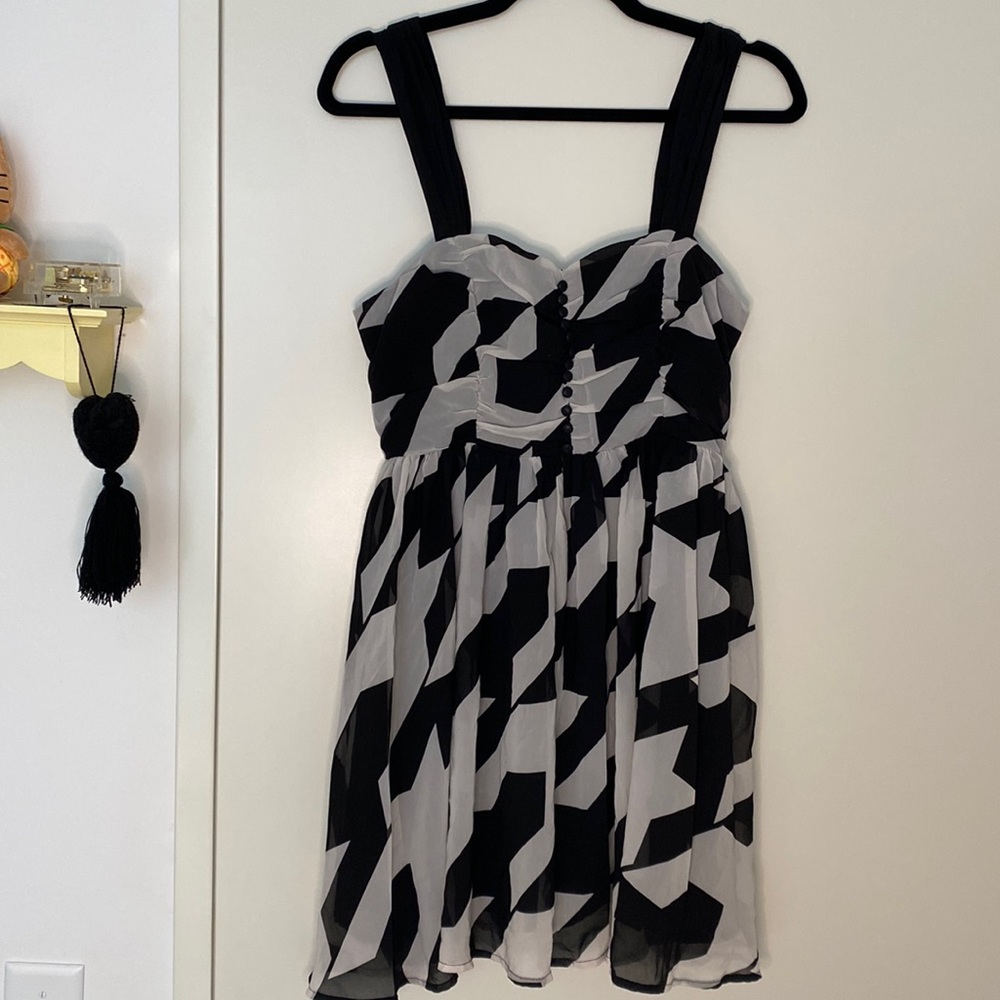 Houndstooth Mini Dress • I Love H81